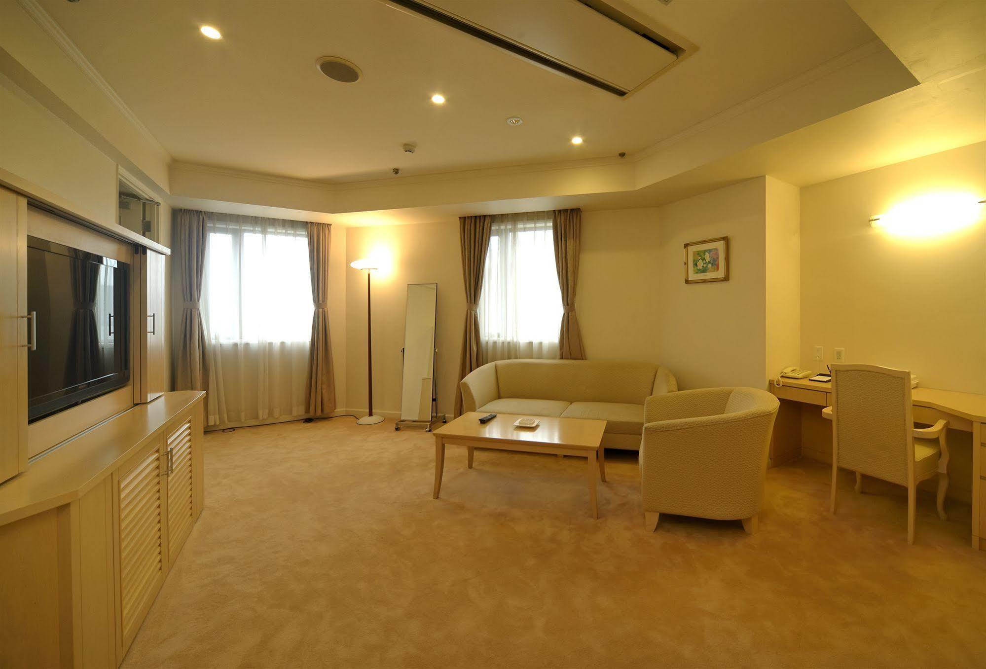 Amami Sunplaza Hotel Екстериор снимка
